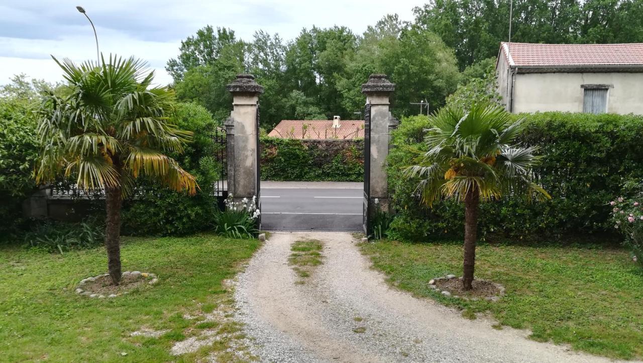 Bed and Breakfast Les Palmiers Mauves Esterno foto